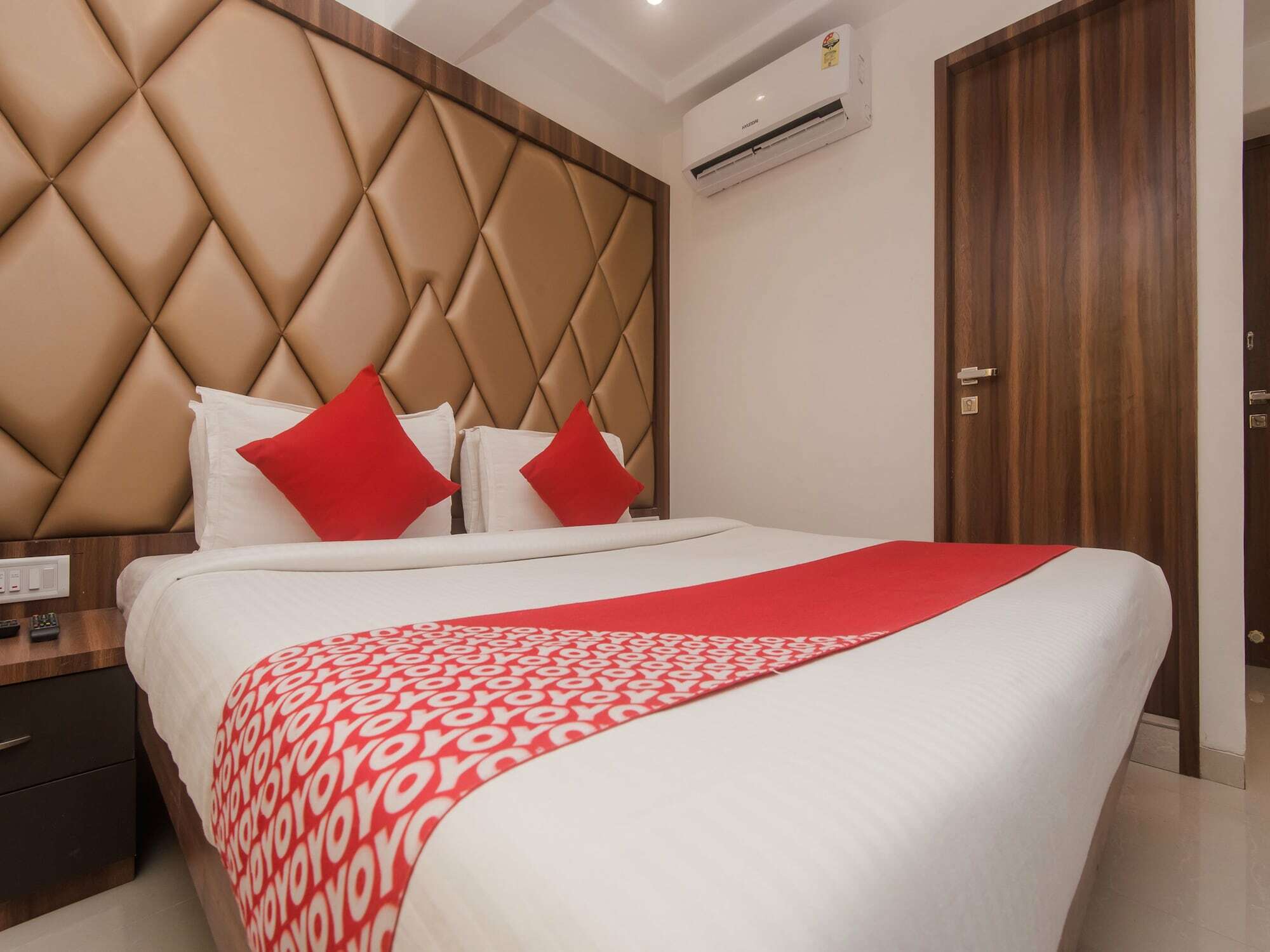 Super Hotel O Mumbai Central Formerly Park Palace Екстер'єр фото